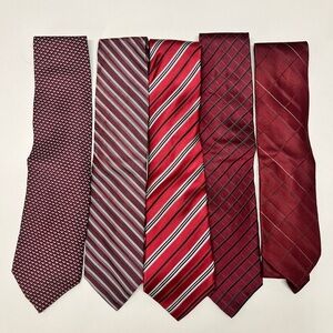 Elegant Red and Burgundy Men's Tie Set